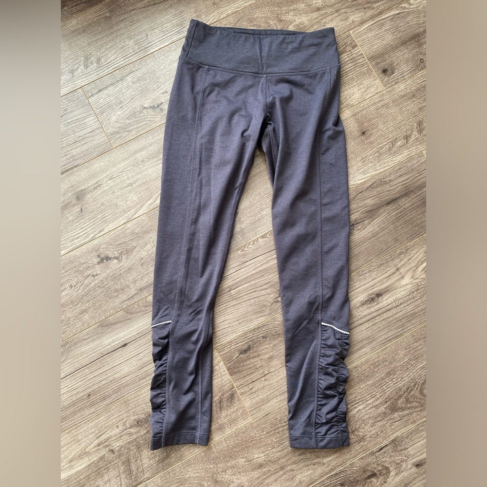 CLEAROUT Mondetta grey activewear leggings warm material